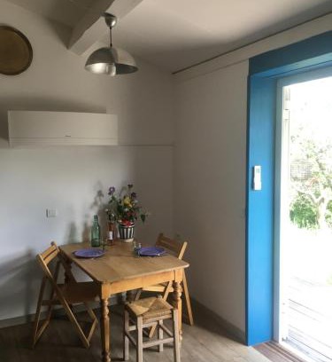 Corconne House | OLIVER