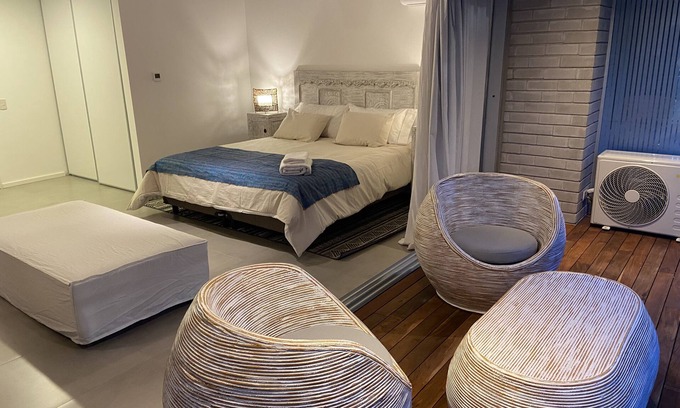 Olivos Apartment | Olivos Harbour Premium Deco Apartmentn55 sqm - 400 mb WIFI - pool - gym