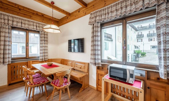 Cortina d'Ampezzo Historic Centre Apartment | Olympics Accommodation #04