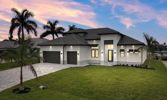 Burnt Store House | On Leisure Time