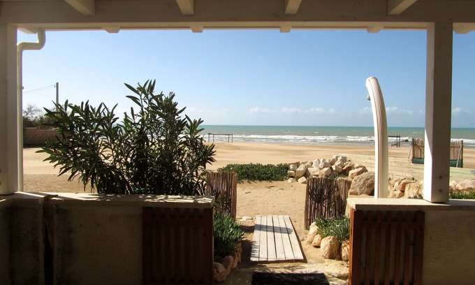 Donnalucata Apartment | On the Antica Dimora di Pescatori beach