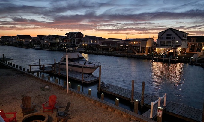 Tuckerton Beach House | On the water - The Loft at Tuckerton Beach