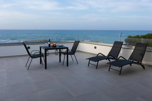 Kokkini Chani Apartment | Onar seaside experience