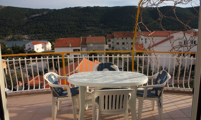 Grebastica Apartment | One bedroom apartment with terrace and sea view Grebaštica, Šibenik (A-4867-b)