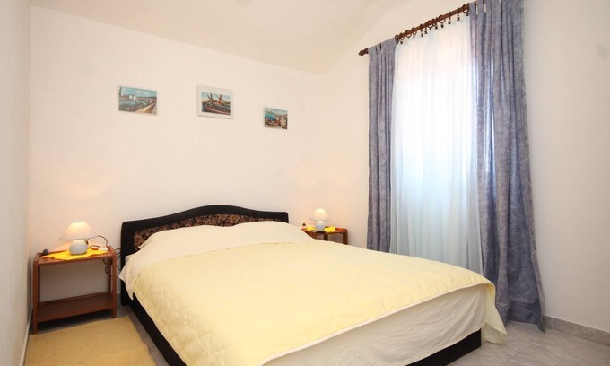 Artatore Apartment | One bedroom apartment with air-conditioning Artatore, Lošinj (A-8007-a)