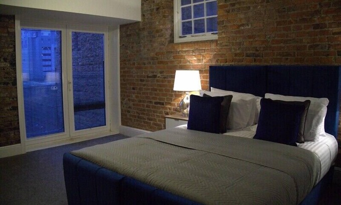 Hull Old Town Apartment | One Bedroom Apt - Old Embassy