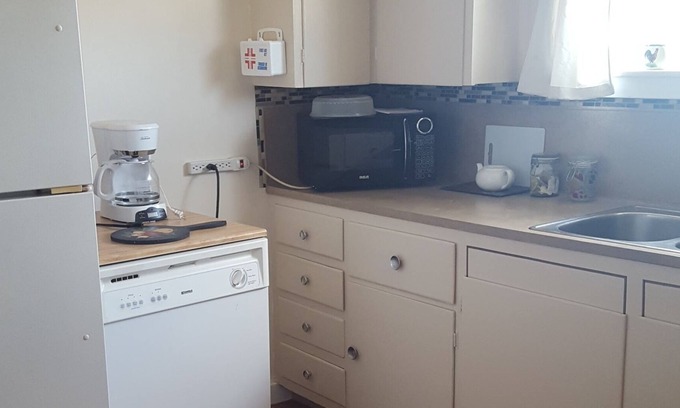 Meteghan House | one bedroom one bath ocean view duplex home