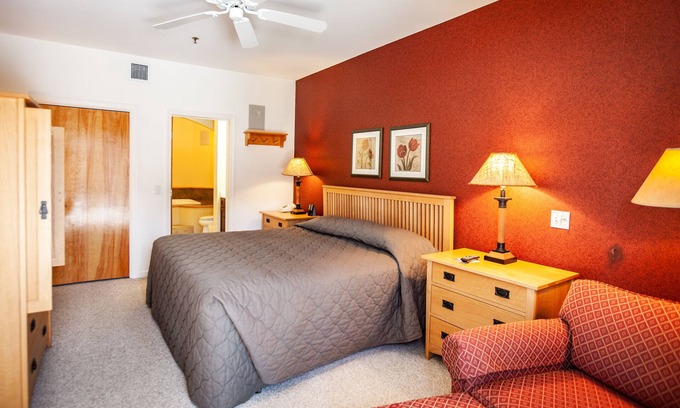 Jeffersonville Resort | One of Vermont's best resorts ~ Suits all seasons!