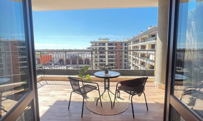 Centro Giano Apartment | One stop away from FCO Airport and Fiera di Roma. Complete with all amenities