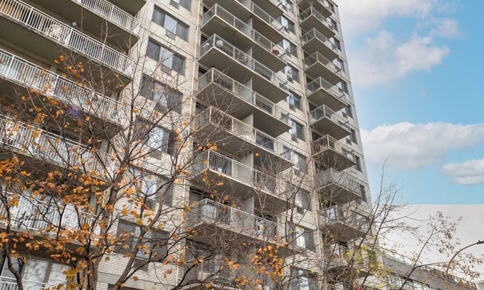 Shaughnessy Village Apartment | One to Four Bedrooms Apartments in the Heart of Downtown Montreal