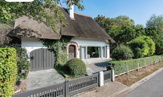 Witte Burg Villa | Oostduinkerke Forestside Villa