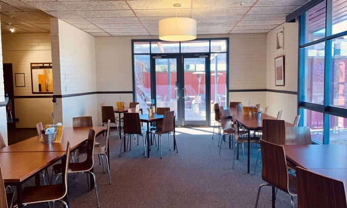 Coober Pedy Hotel | Opal Inn Hotel Motel