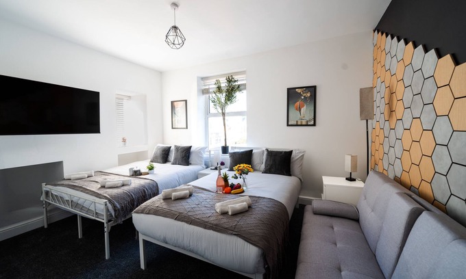 Bognor Regis Apartment | Open Mind Property - Cozy Flat with 2 Beds