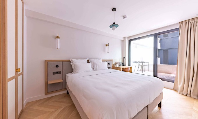 Chaussee-d'Antin Apartment | Opera - One Bedroom Balcony