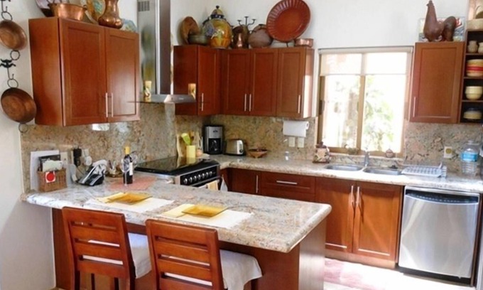 San Antonio Tlayacapan House | Opportunity for the discerning guest looking for secure, gated resort community