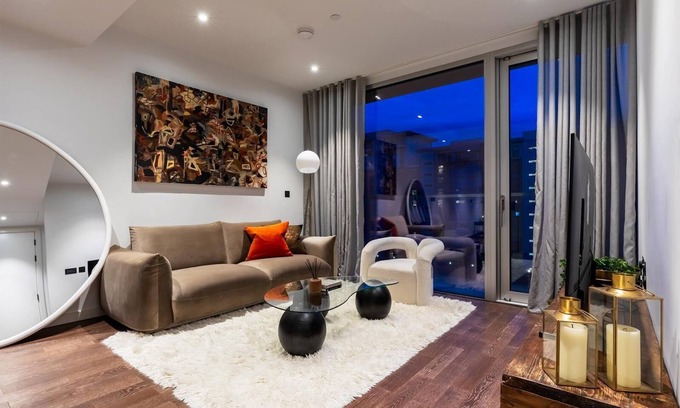 Nine Elms Apartment | Opulent Luxury Residence in the Heart of Battersea