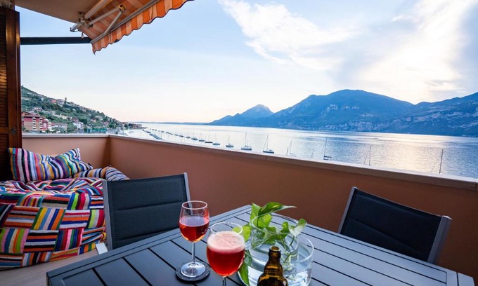 Assenza Apartment | ORA Beth's House