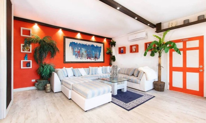 Nassau Cottage | Orange Cottage Steps to the Beach 2 BR