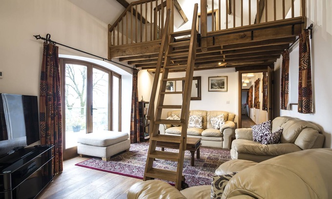 Tenby House | Orchard Cottage - Luxury Barn Conversion