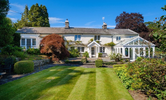 Ambleside Cottage | ORCHARD COTTAGE, pet friendly, luxury holiday cottage in Hawkshead