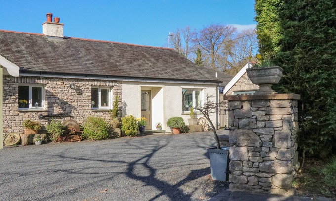 Levens House | ORCHARD ESCAPE (TWO ACRES), family friendly, with open fire in Levens