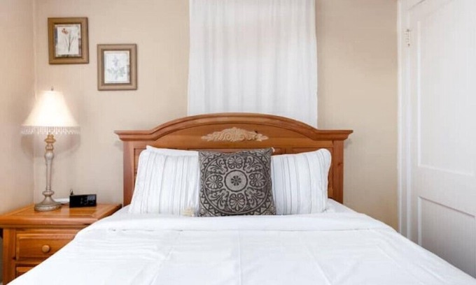 Weirton House | Orchard House