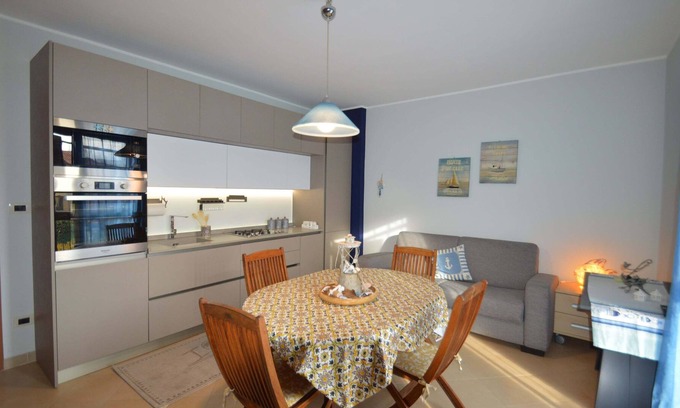 Sant'Anna Apartment | Orchidea2 - Apartment in residence a few steps from the beach and with shared pool