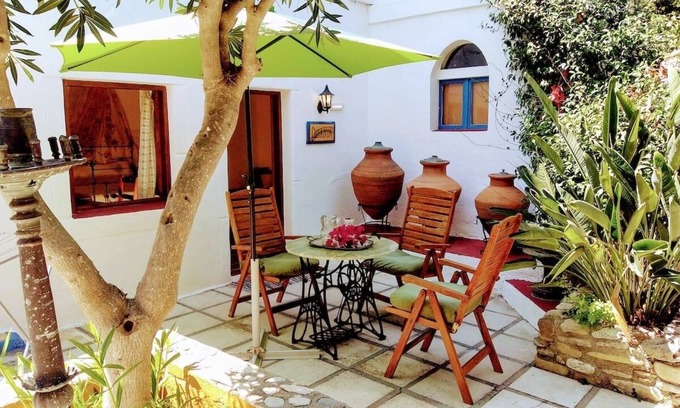 Lagoudi Zia Apartment | Orea Ellas - Ourania | Garden Apartment