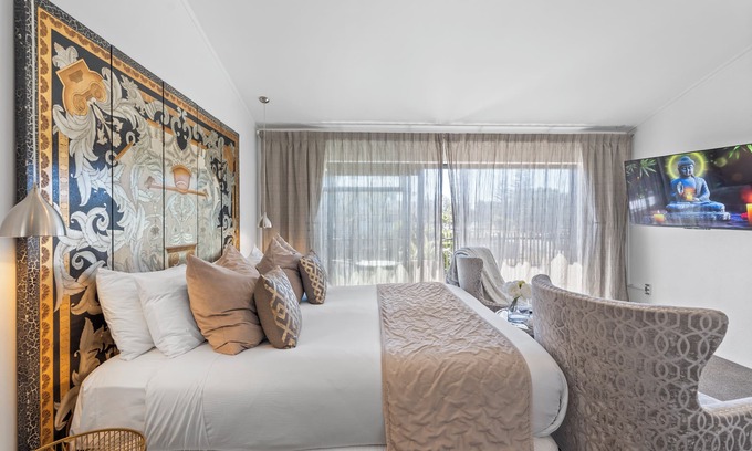 Orewa Apartment | Orewa Beachcomber