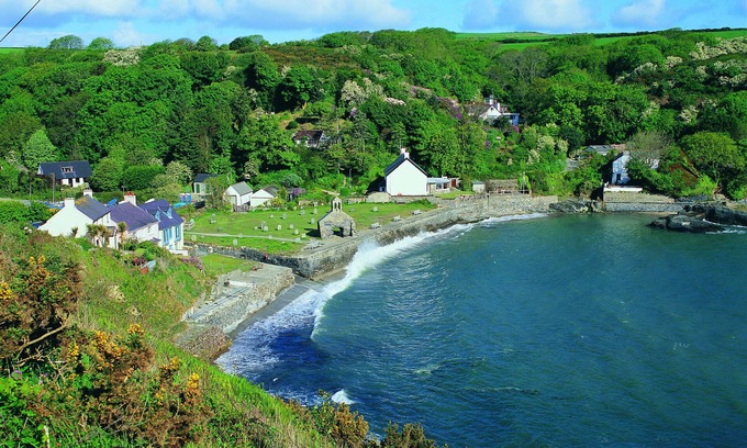 Dinas Cross Cottage | Orielton, Newport - Two Bedroom Cottage, Sleeps 4