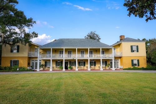 Destrehan Bed & Breakfast | Ormond Manor