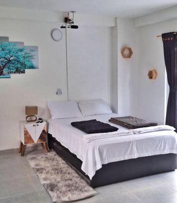San Rafael Apartment | OSIMiRI JAMAICA II-Piscina, naturaleza mágica