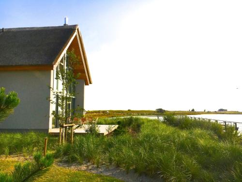 Heiligenhafen House | Ostsee - Reetdachhaus Nr 46 "Strandrausch" im Strand Resort