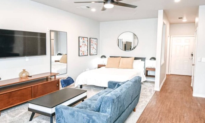Stillwater Apartment | OSU Studio 1 Block From Stadium