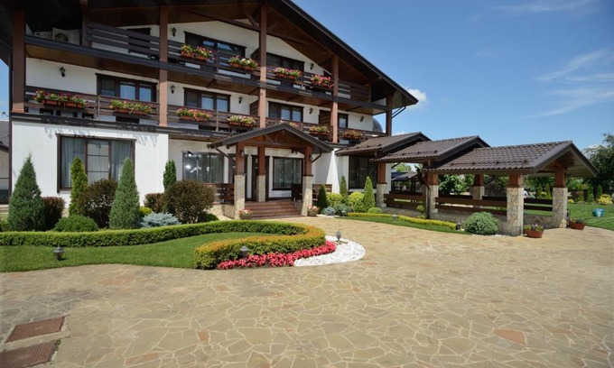 Kamennomostskiy House | Отель "Усадьба Парфенова"