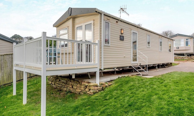 Otterton House | Otterton Premier Plus 2