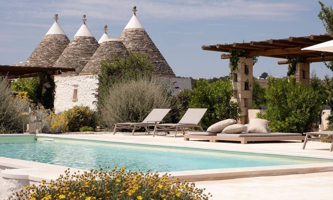 Martina Franca Villa | OttoConi - Three Bedroom Villa, Sleeps 6