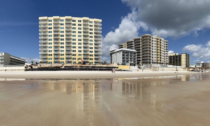 Ocean View Halifax Estates Condo | OUR ARUBA RETREAT - New 3b2b 8th floor oceanfront condo.