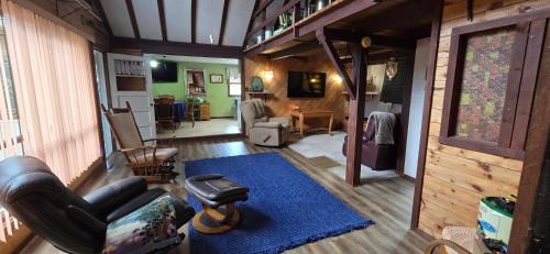 Rochert House | Our Rustic Home Country Retreat