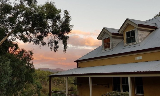 Sofala Apartment | Our Shearer's Room is perfect for a quick little getaway or business traveller