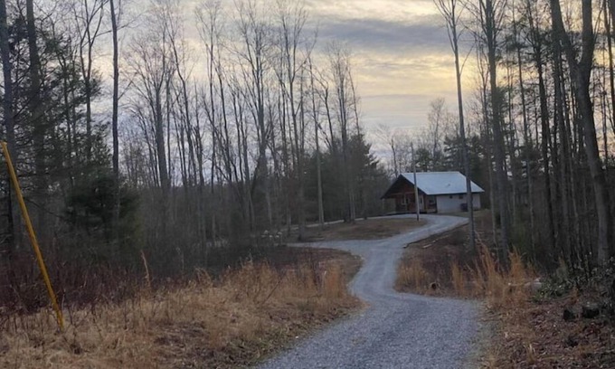 Bluewell Cabin | Outlaw Acres at Hatfield McCoy