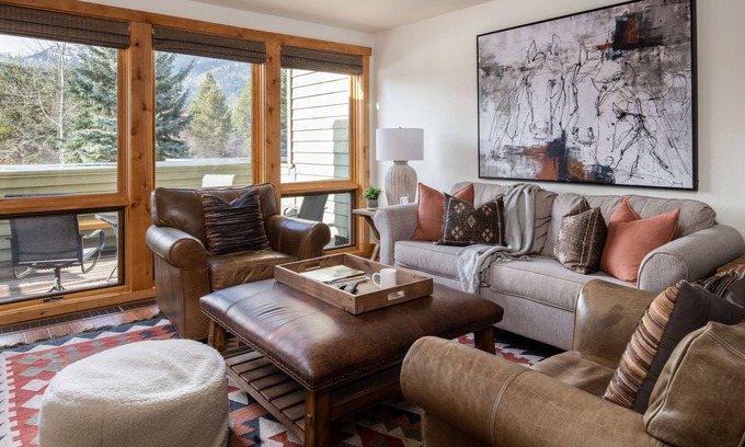 Moose Wilson Road Condo | Outpost: Windflower 2115 - Mountain Views!