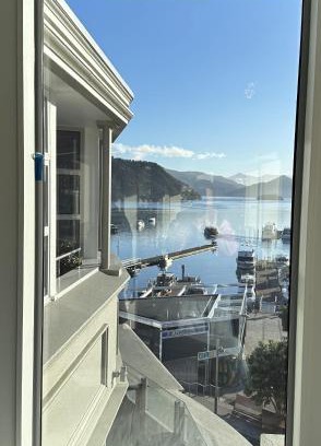 Picton Apartment | Oxleys 501 3 bedroom Penthouse