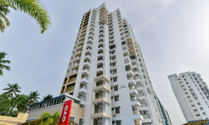 Thiruvananthapuram Hotel | OYO Flagship 10051 Hotel Tyche Stays