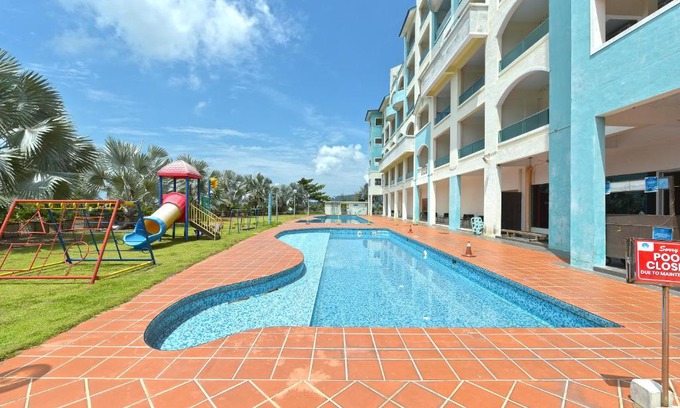 Lumut Hotel | OYO Home 90530 Vrao's H'stay