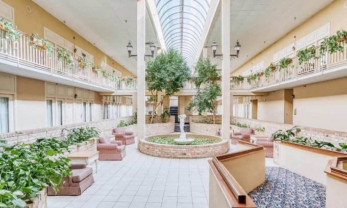 Monroe Hotel | OYO Hotel Monroe LA I-20