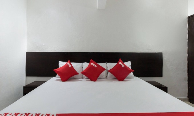 Campeche Hotel | OYO Hotel Puesta del Sol, Santa Ana, Campeche