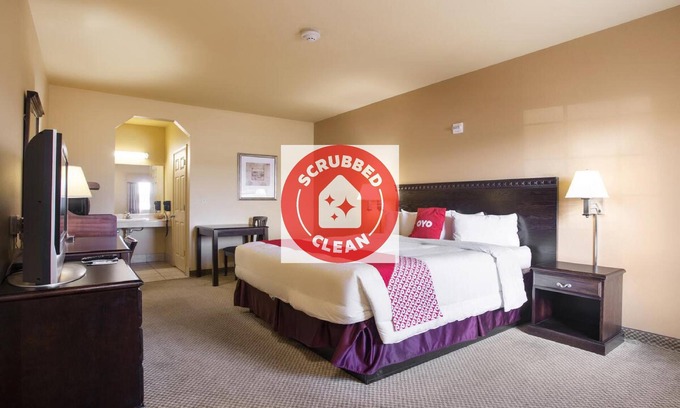 Valley View Hotel | OYO Hotel Valley View TX, I-35