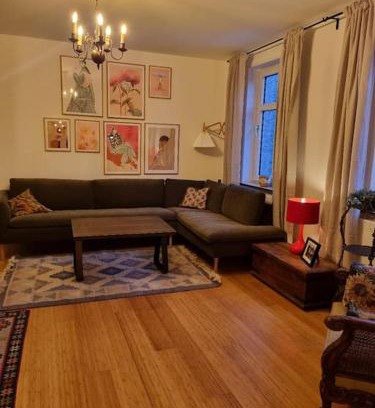 Randers Apartment | Pæn central lejlighed med gratis parkering