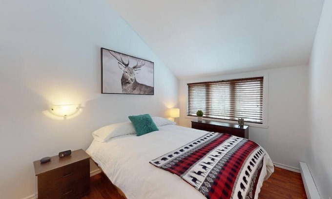 Beaupre Apartment | P-353: 2-bedroom mezzanine condo